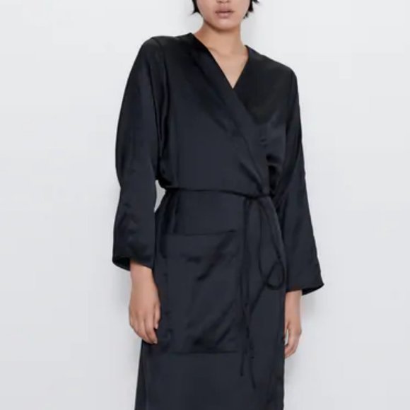 Zara Dresses & Skirts - SATIN EFFECT KIMONO
